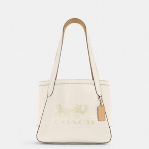 Coach Tote 27 With Horse And Carriage 4062 Chalk